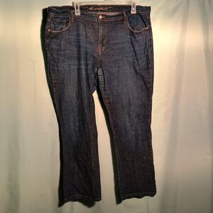 Women’s Dark Wash Bootcut Jeans – The Sweetheart Fit, Classic Denim